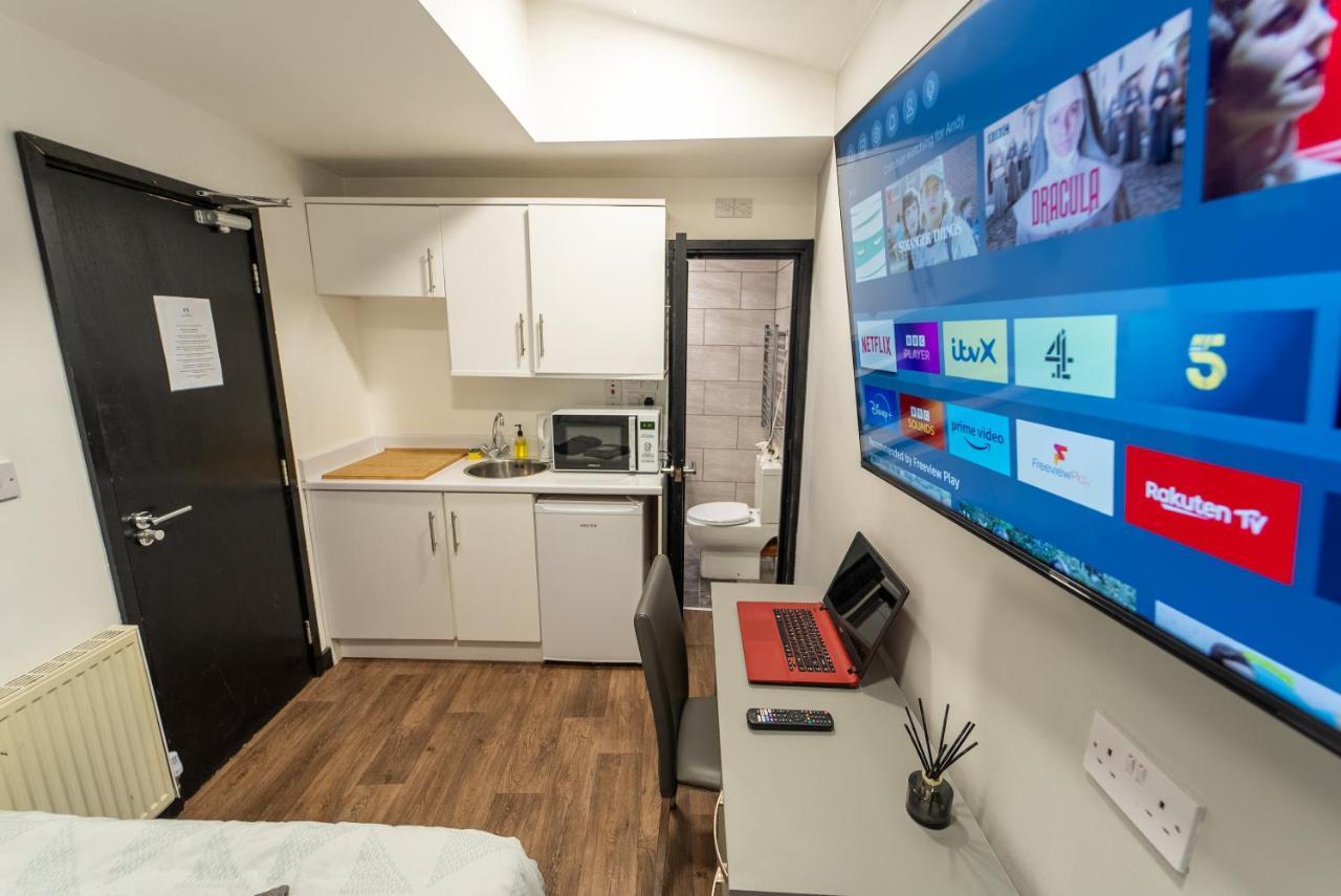 Stay Sa Cosy Equipped Studios Available 10 Mins From The City! Free Wifi &50" Smart Tv'S! Birmingham Szoba fotó